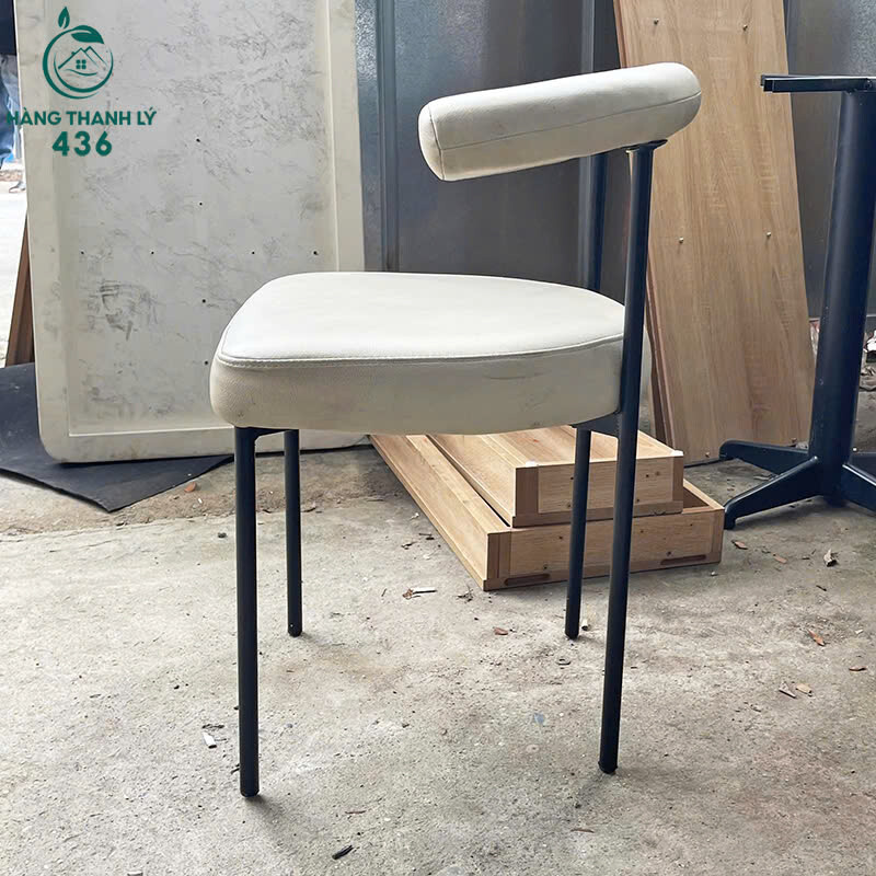 z7013866336117_d8e1a54351ac6f05107a4a58a47b59ea