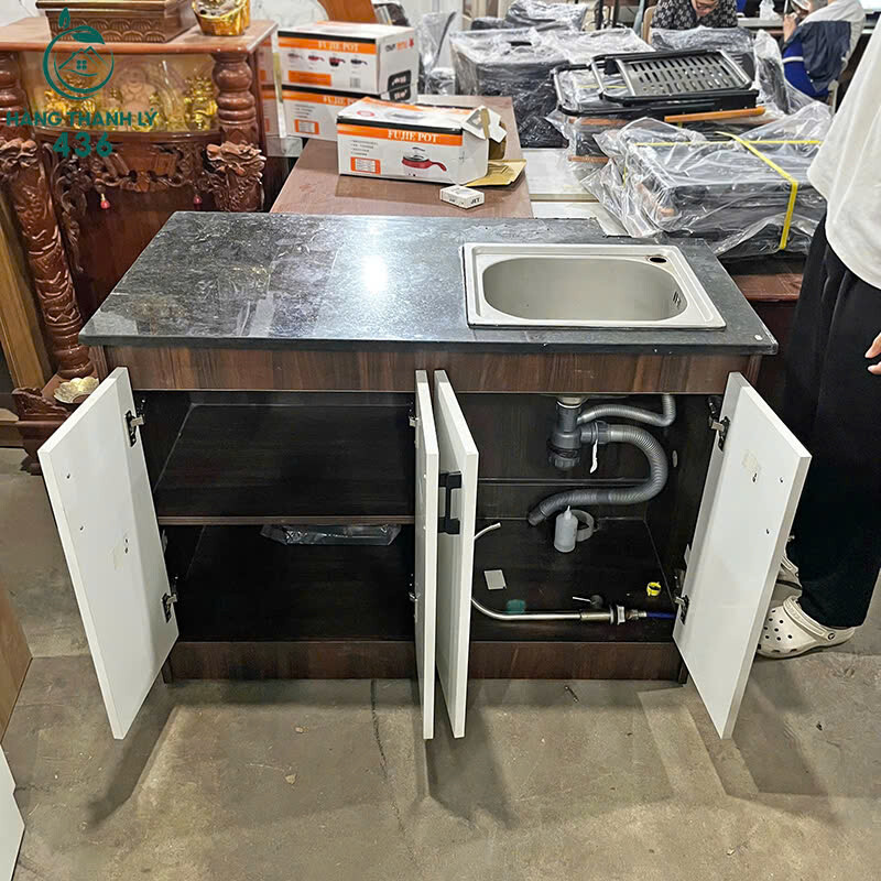 Bộ Tủ Bếp Trên Dưới Gỗ Cũ Mặt Đá Màu Đen Bền Đẹp Thiết Kế Sang Trọng z7019758860383_4dfec7aaea7f416e44a116823c791315 Bộ Tủ Bếp Trên Dưới Gỗ Cũ Mặt Đá Màu Đen Bền Đẹp Thiết Kế Sang Trọng