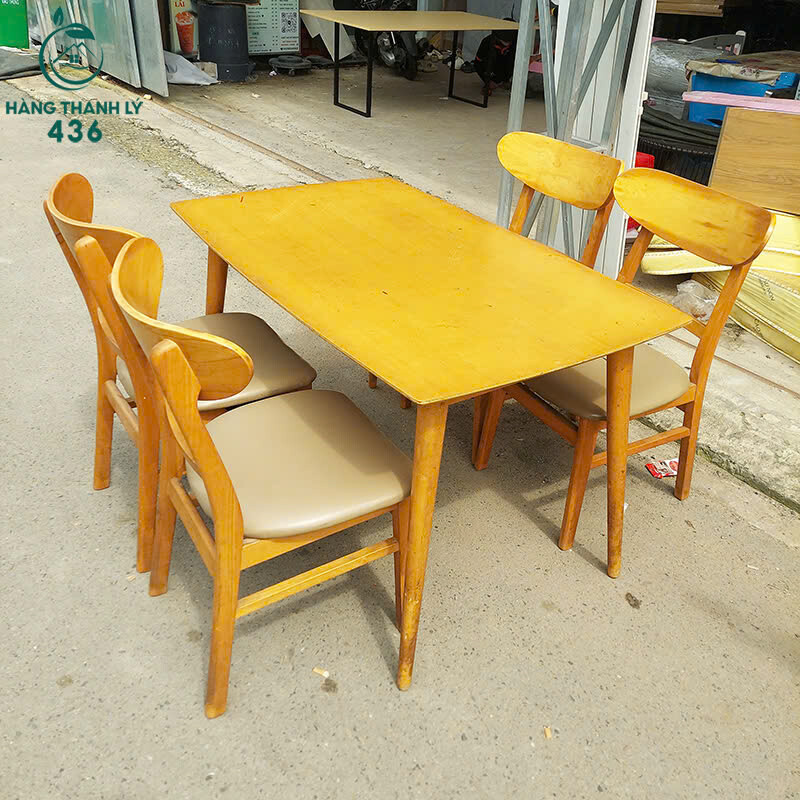 Bộ Bàn Ăn Gỗ Cũ 4 Ghế Tựa Lưng Cong Thiết Kế Đơn Giản z7019847194807_8ce95d308b7abd9e0b2328d9eb821fd3 Bộ Bàn Ăn Gỗ Cũ 4 Ghế Tựa Lưng Cong Thiết Kế Đơn Giản