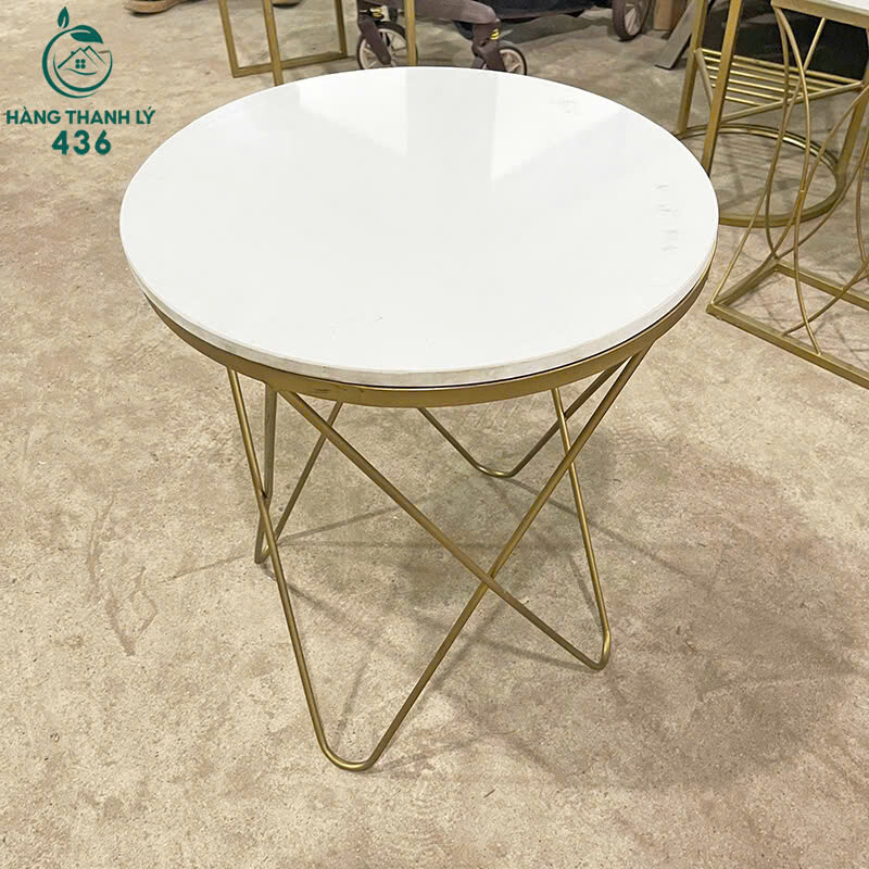 Xả Kho Bàn Cafe Mặt Kính Khung Vàng Đồng Sang Trọng (Nhiều Mẫu) z7023454185045_0ecec313e72e68540626be6b6c8954c4 Xả Kho Bàn Cafe Mặt Kính Khung Vàng Đồng Sang Trọng (Nhiều Mẫu)