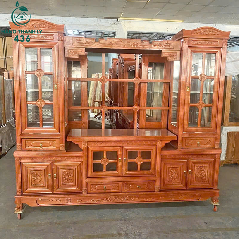Kệ Tivi Gỗ Tự Nhiên 2 Tủ Kính Cổ Điển Mới 99% (Nhiều Mẫu) z7028719934113_d1d49cd389eda34229c1519d3e67e8a8 Kệ Tivi Gỗ Tự Nhiên 2 Tủ Kính Cổ Điển Mới 99% (Nhiều Mẫu)