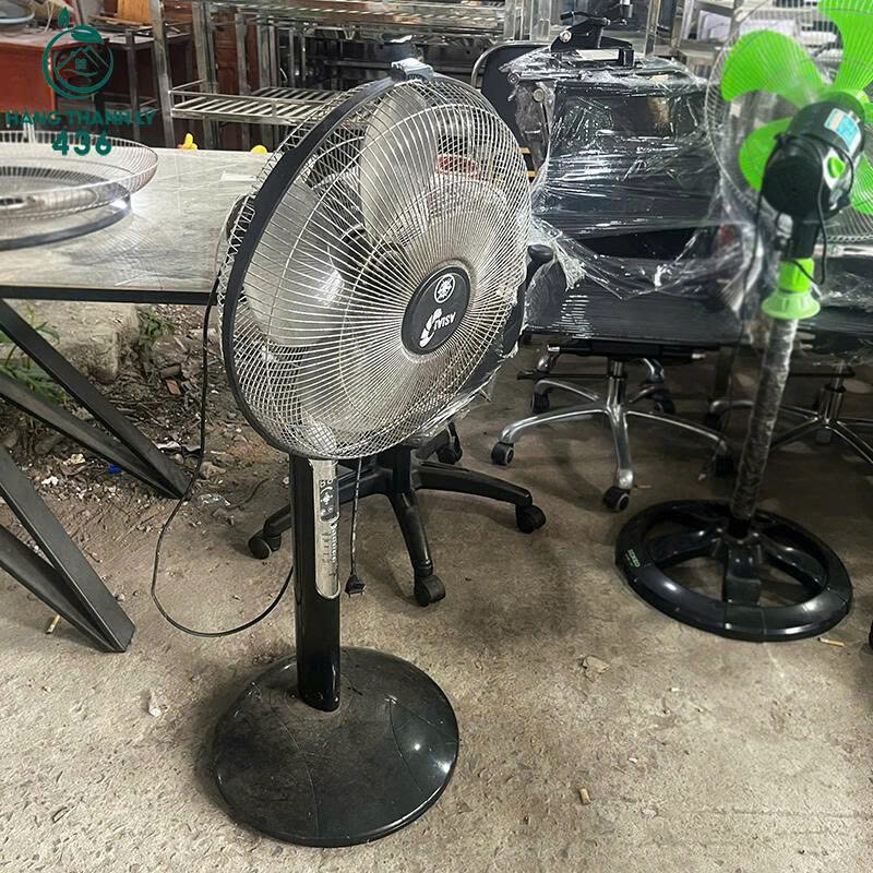 Quạt Đứng Điều Khiển ASIA Màu Đen Cũ Hoạt Động Êm Ái   z7052773647321_c94e1fca1781922cfb0744717198086a Quạt Đứng Điều Khiển ASIA Màu Đen Cũ Hoạt Động Êm Ái