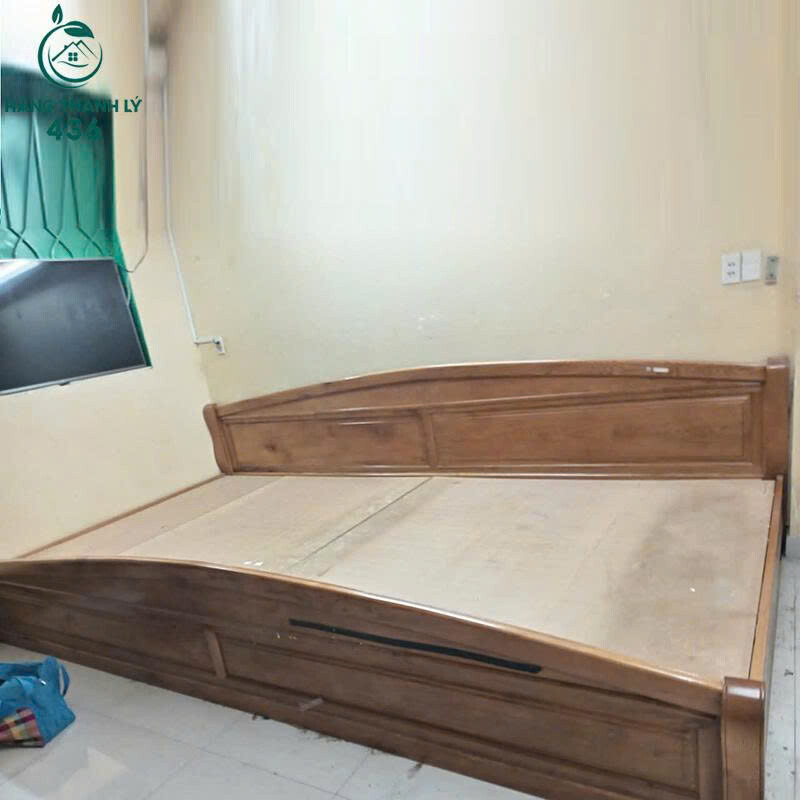 Giường Gỗ Cũ 3M72x1M9 Chắc Chắn Thiết Kế Rộng Rãi z7075936020154_13dac8a00a839ccdad091bb29e984dc8 Giường Gỗ Cũ 3M72x1M9 Chắc Chắn Thiết Kế Rộng Rãi
