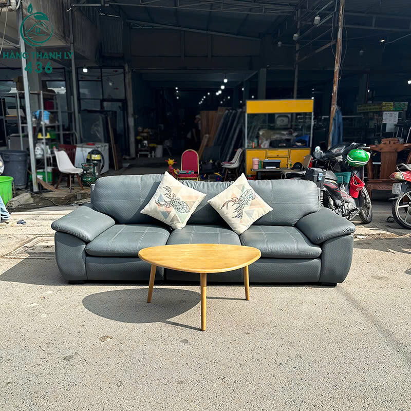 Sofa Da Cũ Đệm Êm Ái Màu Xám Hiện Đại Kèm Gối Vuông   z7093104628097_60c44c795c08cdce38afa8a91640f13c Sofa Da Cũ Đệm Êm Ái Màu Xám Hiện Đại Kèm Gối Vuông