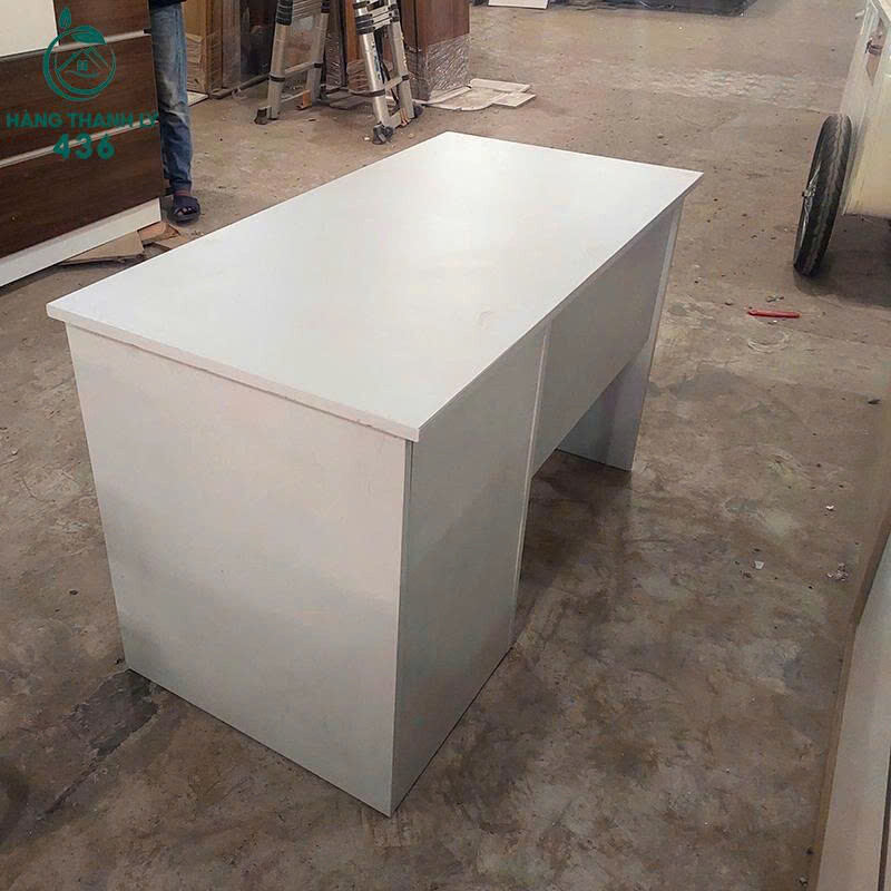 Bàn Làm Việc Gỗ 1M2x60CM Cũ Màu Trắng Thiết Kế Đơn Giản z7122018636639_c8d65a0df9b3991805078ac7978f4d28 Bàn Làm Việc Gỗ 1M2x60CM Cũ Màu Trắng Thiết Kế Đơn Giản