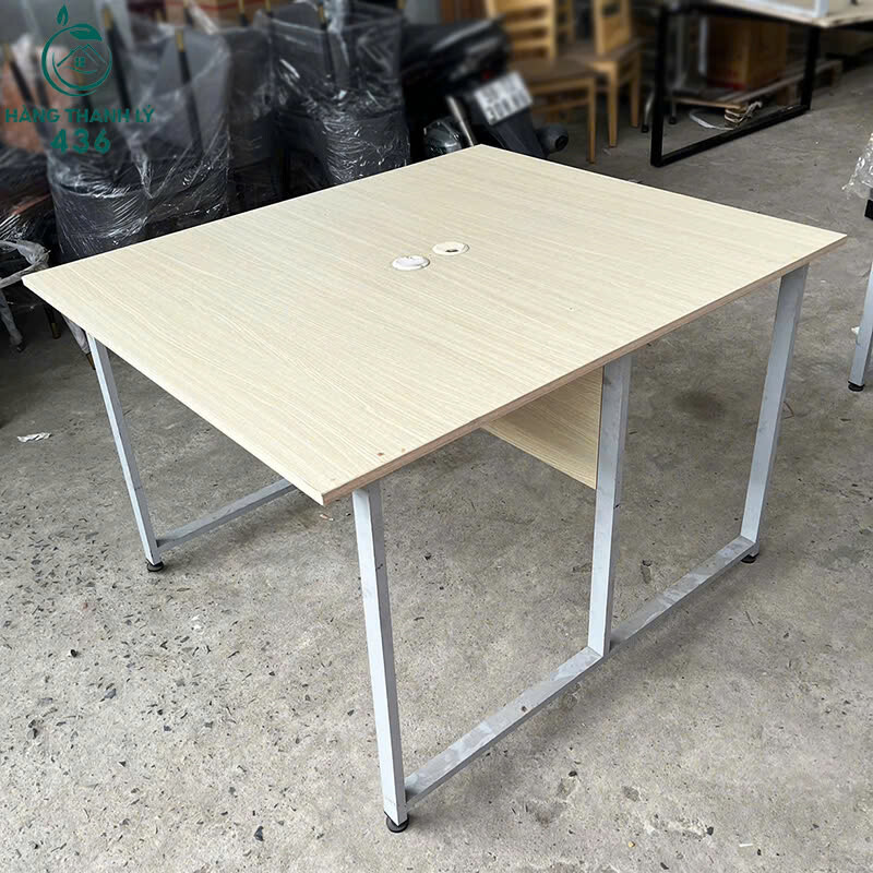 Bàn Làm Việc Gỗ 1M2x1M Cũ Có Lỗ Đi Dây Hiện Đại z7129779537874_6f50dfb7e8011b3e42d5d6d3cc2d5edb Bàn Làm Việc Gỗ 1M2x1M Cũ Có Lỗ Đi Dây Hiện Đại