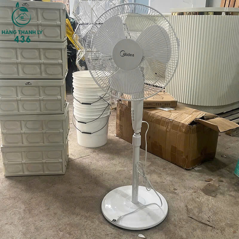 Quạt Đứng MIDEA Cũ Màu Trắng Tinh Tế 3 Chế Độ Gió z7143433393140_37f220ed7fbb24f019430403324f7110 Quạt Đứng MIDEA Cũ Màu Trắng Tinh Tế 3 Chế Độ Gió