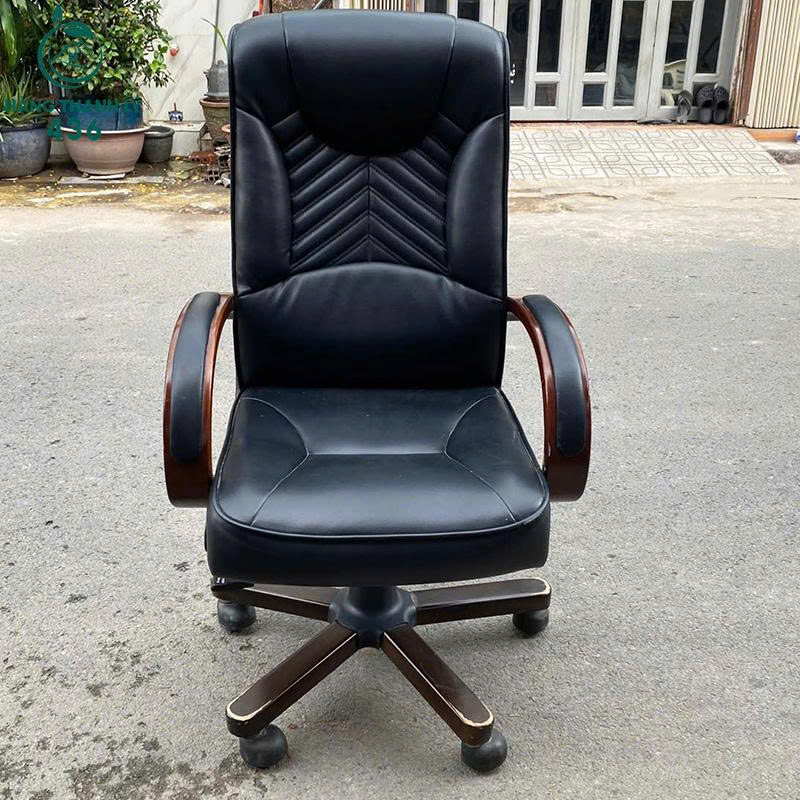 Ghế Giám Đốc Chân Xoay Cũ Bọc Da Phối Tay Vịn Gỗ Chắc Chắn   z7150488661538_aff4f3e4bcefdf3d49683a917b4e9499 Ghế Giám Đốc Chân Xoay Cũ Bọc Da Phối Tay Vịn Gỗ Chắc Chắn