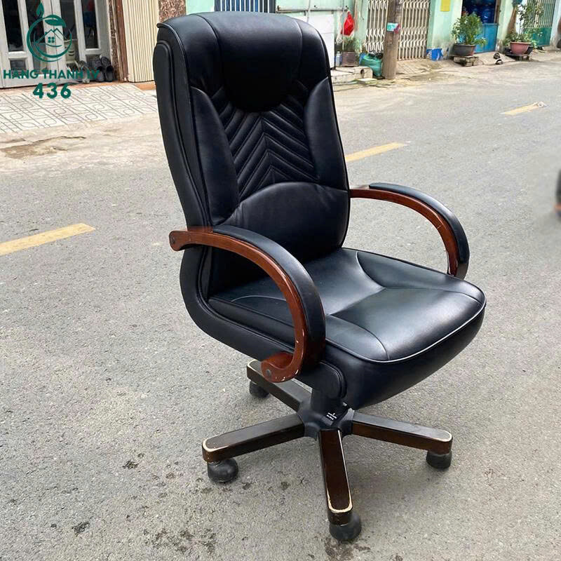Ghế Giám Đốc Chân Xoay Cũ Bọc Da Phối Tay Vịn Gỗ Chắc Chắn   z7150488862298_36047b618fb445c9ef87f62ea2f1663e Ghế Giám Đốc Chân Xoay Cũ Bọc Da Phối Tay Vịn Gỗ Chắc Chắn