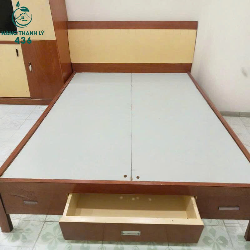 Giường Ngủ Gỗ Cũ Có Hộc Kéo Thông Minh Đựng Đồ Gọn Gàng   z7152985631734_f3e527621272e753772b423f82734cd8-1 Giường Ngủ Gỗ Cũ Có Hộc Kéo Thông Minh Đựng Đồ Gọn Gàng