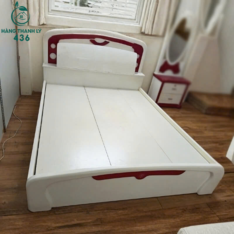 Giường Ngủ Cũ Màu Trắng Viền Đỏ Có Hộc Tủ Đựng Đồ Bền Đẹp   z7154043937900_83573b38529a88449043baafbdcd9d34 Giường Ngủ Cũ Màu Trắng Viền Đỏ Có Hộc Tủ Đựng Đồ Bền Đẹp
