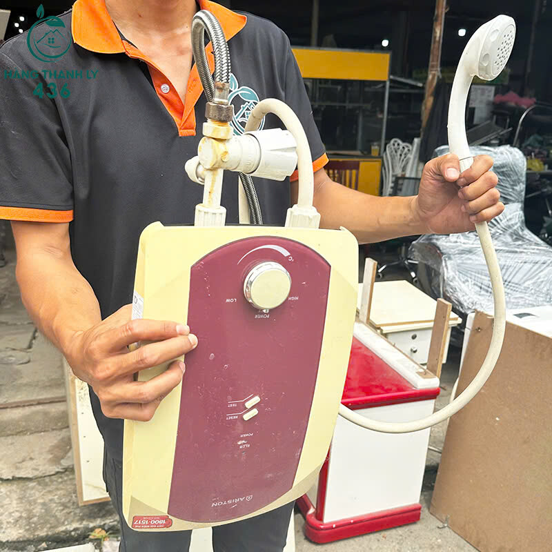 Máy Nước Nóng Lạnh ARISTON Chính Hãng Cũ Hoạt Động Êm Ái   z7154078239757_108fd85c7ad7674e31ee55683112486f Máy Nước Nóng Lạnh ARISTON Chính Hãng Cũ Hoạt Động Êm Ái