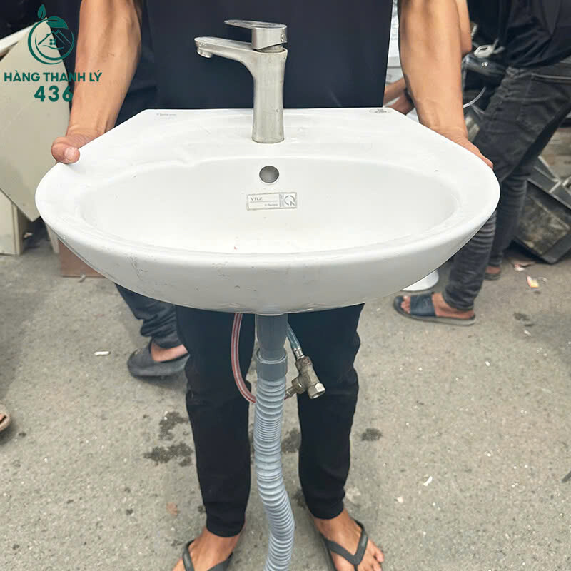 Chậu Rửa Lạnh Lavabo Cũ Chương Vành Thiết Kế Treo Tường   z7154104795576_bd05dcfd59388059823e54dbb04c8ff5 Chậu Rửa Lạnh Lavabo Cũ Chương Vành Thiết Kế Treo Tường