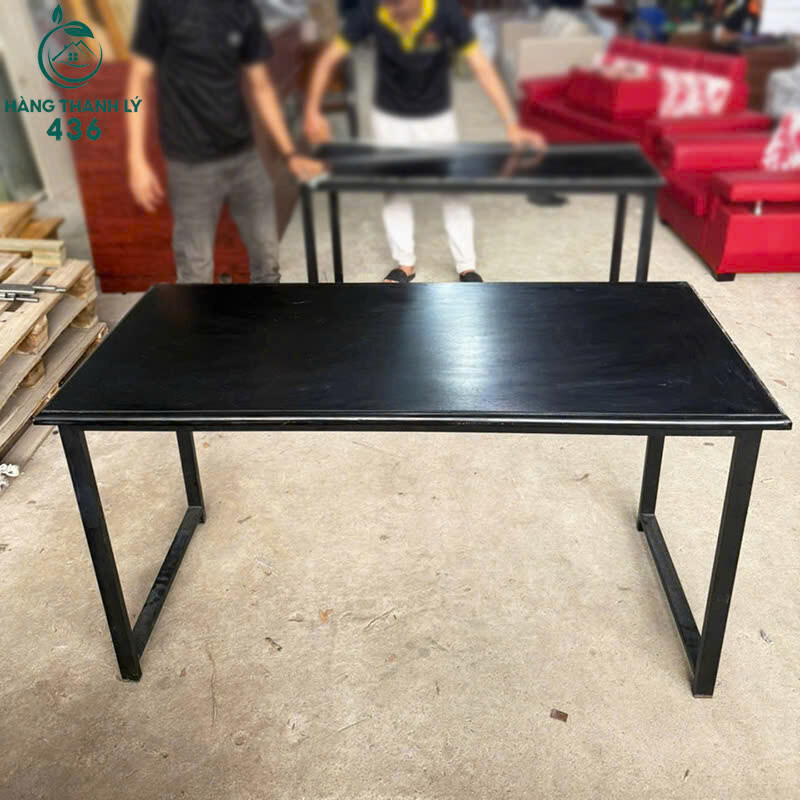 Bàn Làm Việc Cũ Chân Sắt Chữ U Mặt Gỗ Sơn Đen Hiện Đại   z7158923070585_dfc88d04c8a1fa17d78fe309a89cd79a Bàn Làm Việc Cũ Chân Sắt Chữ U Mặt Gỗ Sơn Đen Hiện Đại