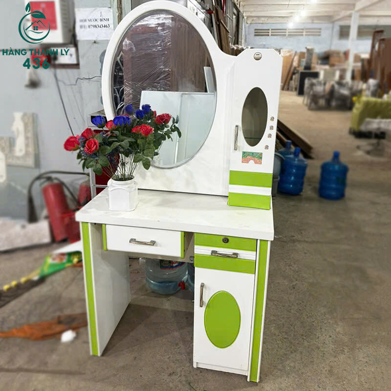 Bàn Trang Điểm Cũ Màu Trắng Phối Xanh Kèm Hộc Tủ Trưng Bày   z7158924767296_8f6e33c460348c315e486d3489574c51 Bàn Trang Điểm Cũ Màu Trắng Phối Xanh Kèm Hộc Tủ Trưng Bày
