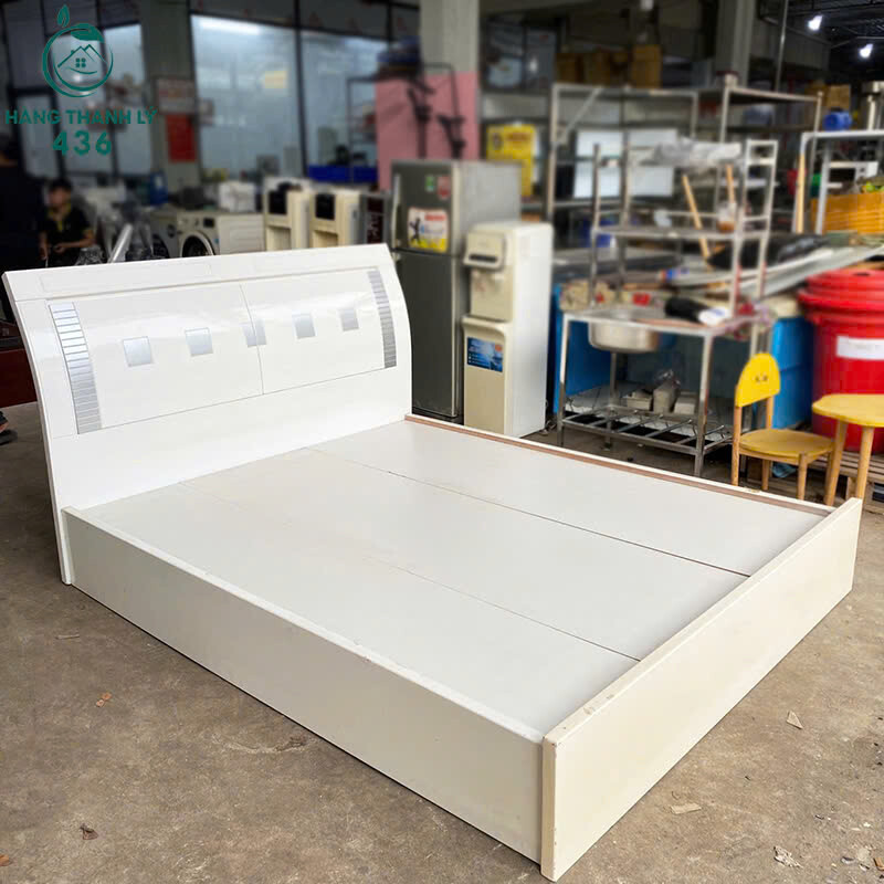 Giường Ngủ 1M6x2M Cũ Màu Trắng Đầu Giường Cong Nhẹ Bền Đẹp   z7159057107813_a0e9096540a3a9a5587b9e1b0fd364ba Giường Ngủ 1M6x2M Cũ Màu Trắng Đầu Giường Cong Nhẹ Bền Đẹp