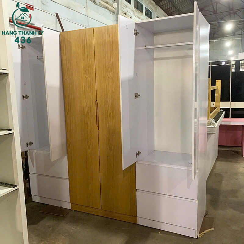 Tủ Quần Áo Gỗ Cũ 4 Cánh Phối Màu Trắng Thiết Kế Hiện Đại   z7159058138167_590df989a25b8c84d32b1a8157f8ac66 Tủ Quần Áo Gỗ Cũ 4 Cánh Phối Màu Trắng Thiết Kế Hiện Đại