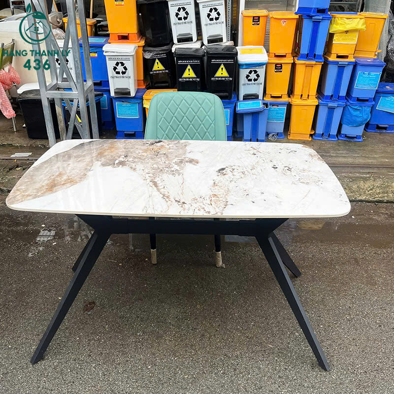 Bàn Ăn Cũ Mặt Đá Trắng Vân Nâu Chân Sắt Chắc Chắn Hiện Đại   z7160809773897_a2018bd4ef3dbee9d121cb2c0b4c7361 Bàn Ăn Cũ Mặt Đá Trắng Vân Nâu Chân Sắt Chắc Chắn Hiện Đại