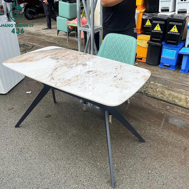 Bàn Ăn Cũ Mặt Đá Trắng Vân Nâu Chân Sắt Chắc Chắn Hiện Đại   z7160809842679_f9d2c2937a7e10207e6d40544a872e1b Bàn Ăn Cũ Mặt Đá Trắng Vân Nâu Chân Sắt Chắc Chắn Hiện Đại