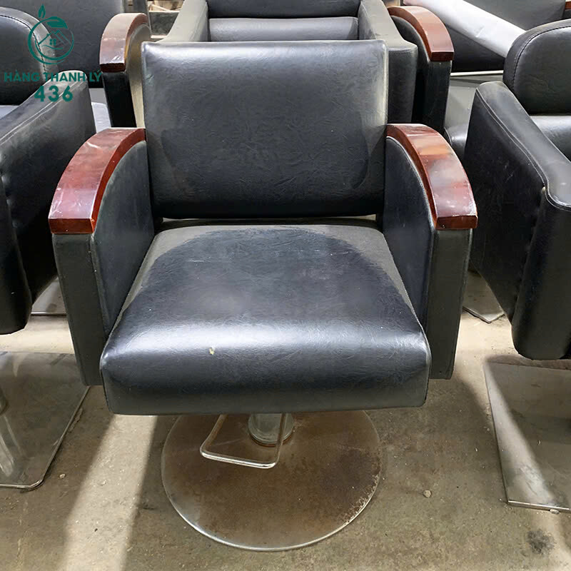 Ghế Cắt Tóc Cũ Bọc Da Màu Đen Tay Ốp Gỗ Bền Đẹp Hiện Đại   z7162965387736_a4ad1d71735c0b74e28c78a78a8fd301 Ghế Cắt Tóc Cũ Bọc Da Màu Đen Tay Ốp Gỗ Bền Đẹp Hiện Đại