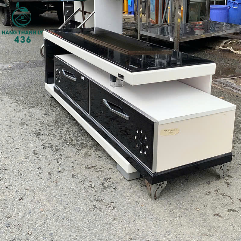 Kệ Tivi Cũ Dáng Thấp Mặt Kính Đen 2 Hộc Kéo Hiện Đại   z7163909270068_1fcea975066181964fc3497c0a410ef1 Kệ Tivi Cũ Dáng Thấp Mặt Kính Đen 2 Hộc Kéo Hiện Đại