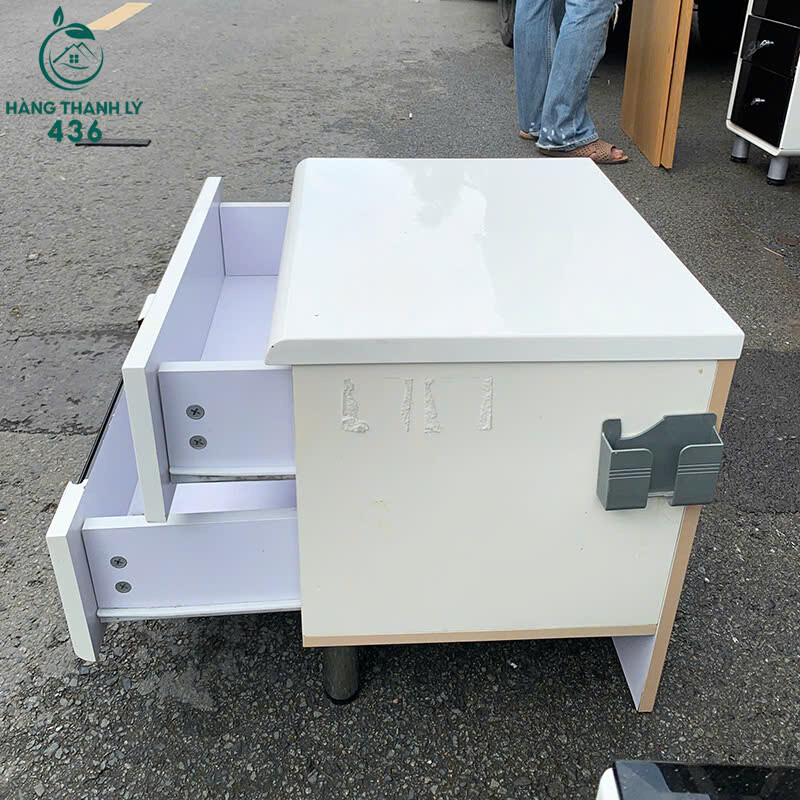 Tủ Đầu Giường Cũ 2 Ngăn Kéo Màu Trắng Thiết Kế Nhỏ Gọn   z7163909375112_15edc3915bb4c7d111d1810b843844f0 Tủ Đầu Giường Cũ 2 Ngăn Kéo Màu Trắng Thiết Kế Nhỏ Gọn