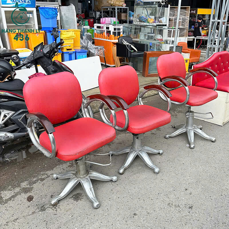 Ghế Cắt Tóc Cũ Bọc Da Màu Đỏ Nổi Bật Tay Vịn Ốp Gỗ Chắc Chắn   z7163911932822_e867d9dd7b7dd0d483644897466d968e Ghế Cắt Tóc Cũ Bọc Da Màu Đỏ Nổi Bật Tay Vịn Ốp Gỗ Chắc Chắn