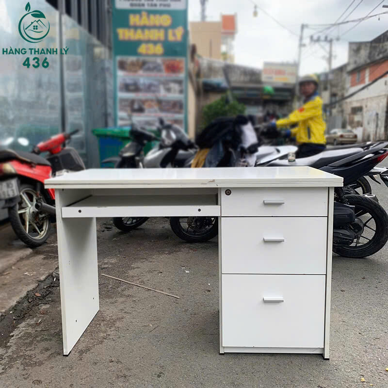 Bàn Làm Việc Trắng Cũ 3 Hộc Kéo Kèm Khay Đựng Bàn Phím   z7163912290928_55b256d15ff061e9c4adb53f7307ba38 Bàn Làm Việc Trắng Cũ 3 Hộc Kéo Kèm Khay Đựng Bàn Phím