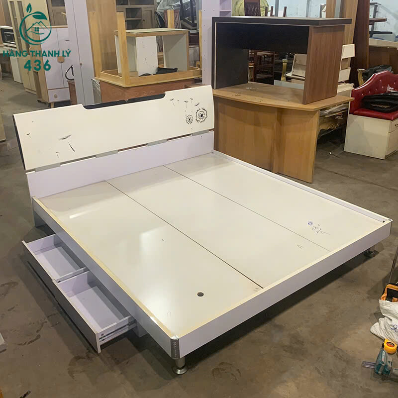 Giường Ngủ Cũ 1M8x2M Màu Trắng Có Hộc Kéo Giá Rẻ   z7164050204650_26ea3397a34c75094e7563709cdcdd2f Giường Ngủ Cũ 1M8x2M Màu Trắng Có Hộc Kéo Giá Rẻ