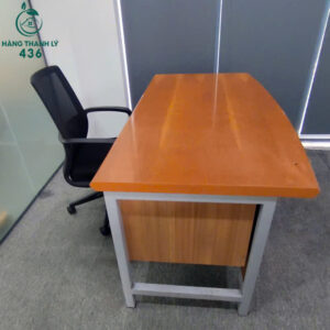 ban-giam-doc-cu-1m54x78cmx75cm-mat-go-sang-trong