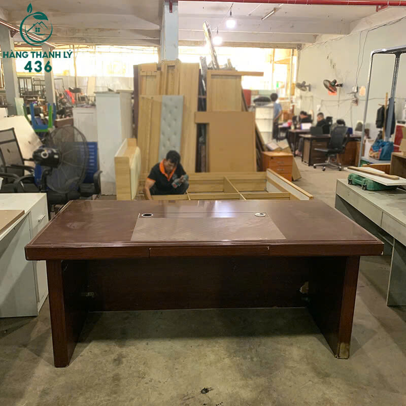 Bàn Giám Đốc Gỗ Cũ 1M8x90CM Họa Tiết Caro Sang Trọng ban-giam-doc-go-cu-1m8x90cm-hoa-tiet-caro-3 Bàn Giám Đốc Gỗ Cũ 1M8x90CM Họa Tiết Caro Sang Trọng