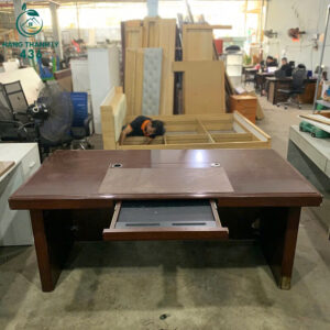 Bàn Giám Đốc Gỗ Cũ 1M8x90CM Họa Tiết Caro