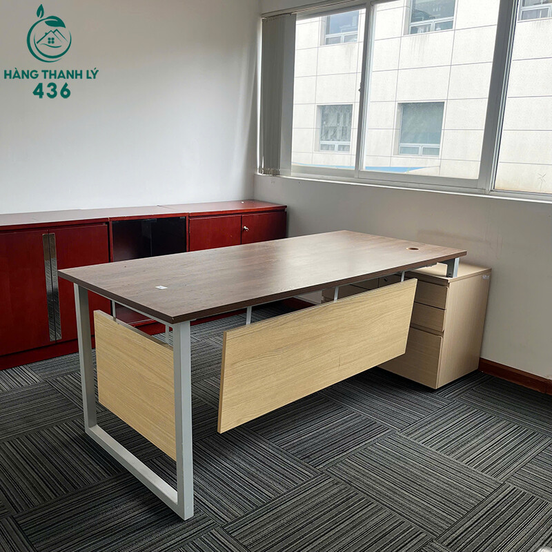 ban-lam-viec-cu-2m45x80cm-kem-hoc-tu-tien-loi (4)