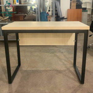 Bàn Làm Việc Cũ Màu Kem 1Mx50CM Mặt Gỗ Chân Sắt U