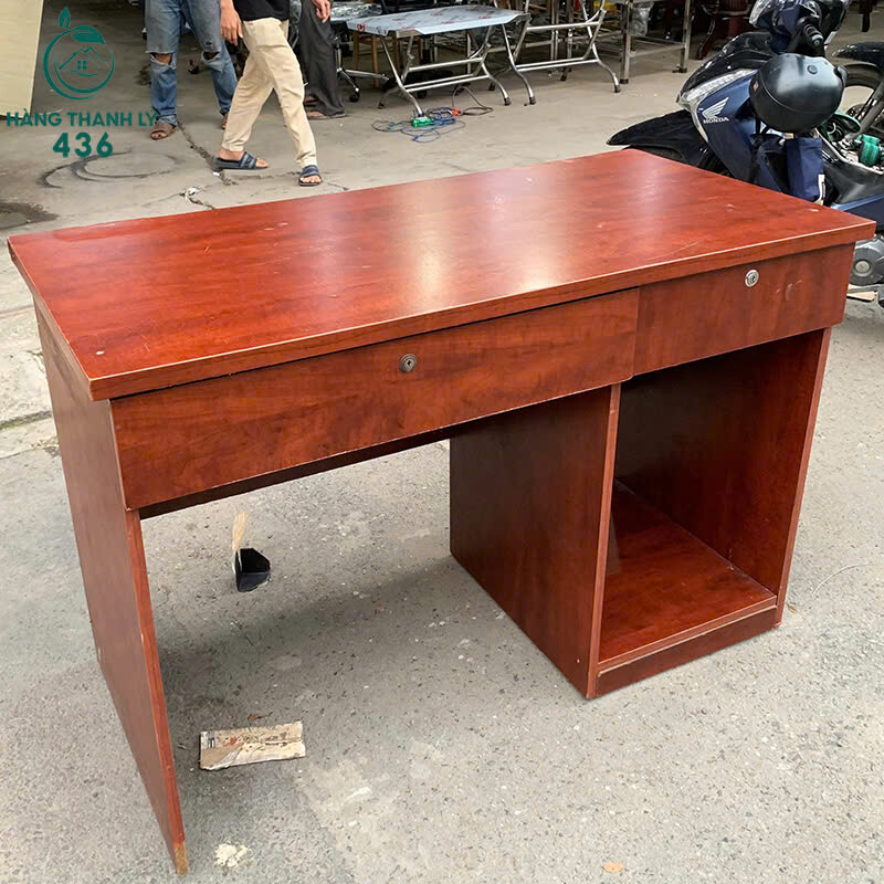 Bàn Làm Việc Gỗ Cũ 1M2x60CM Màu Nâu Đỏ Kèm Hộc CPU ban-lam-viec-go-cu-1m2x60cm-mau-nau-do-kem-hoc-cpu-1 Bàn Làm Việc Gỗ Cũ 1M2x60CM Màu Nâu Đỏ Kèm Hộc CPU