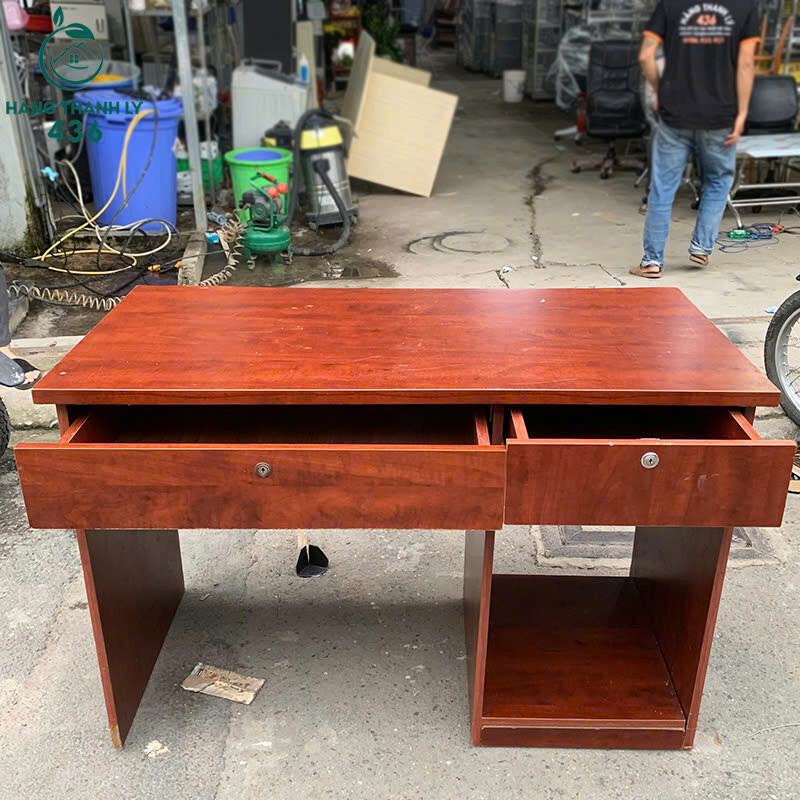 Bàn Làm Việc Gỗ Cũ 1M2x60CM Màu Nâu Đỏ Kèm Hộc CPU ban-lam-viec-go-cu-1m2x60cm-mau-nau-do-kem-hoc-cpu-3 Bàn Làm Việc Gỗ Cũ 1M2x60CM Màu Nâu Đỏ Kèm Hộc CPU