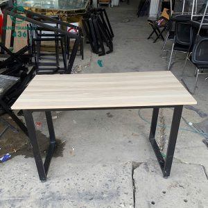 Bàn Làm Việc Cũ Mặt Gỗ 1M2x60CM Khung Sắt Chữ U