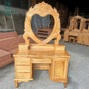 Bàn Trang Điểm Gương Trái Tim Mới 99%