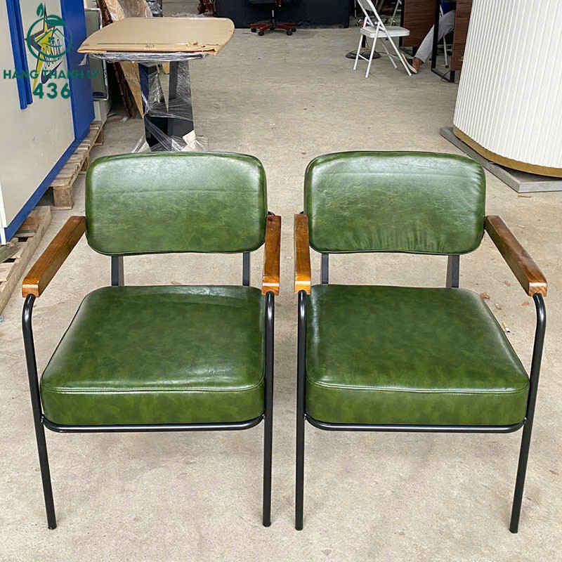 Ghế Cafe Xanh Lá Tay Vịn Gỗ Khung Sắt Đệm Da Mới 99% ghe-cafe-xanh-la-tay-vin-go-khung-sat-dem-da-moi-99-3 Ghế Cafe Xanh Lá Tay Vịn Gỗ Khung Sắt Đệm Da Mới 99%
