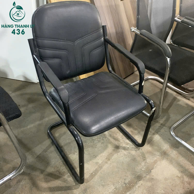 Ghế Chân Quỳ Cũ Bọc Da Khung Sắt Uốn Có Tay Vịn ghe-chan-quy-cu-boc-da-khung-sat-uon-co-tay-vin-2 Ghế Chân Quỳ Cũ Bọc Da Khung Sắt Uốn Có Tay Vịn