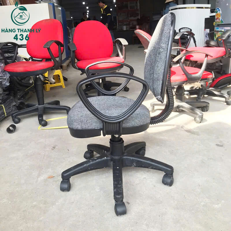 Ghế Văn Phòng Chân Xoay Cũ Bọc Đệm Màu Đen Giá Rẻ ghe-chan-xoay-cu-boc-dem-mau-den-1 Ghế Văn Phòng Chân Xoay Cũ Bọc Đệm Màu Đen Giá Rẻ