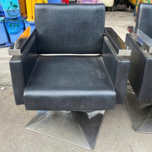ghe-salon-cu-da-boc-cao-cap-khung-kim-loai-sang-bong