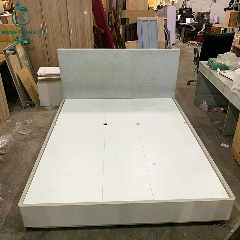 Giường Cũ 1M6x2M Màu Trắng Gỗ Thiết Kế Sang Trọng giuong-cu-mau-trang-go-thiet-ke-sang-trong-2 Giường Cũ 1M6x2M Màu Trắng Gỗ Thiết Kế Sang Trọng