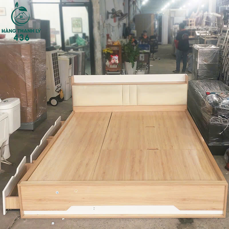 Giường Gỗ Cũ 1M8x2M Bọc Đệm Màu Kem Có Hộc Tủ Hiện Đại giuong-go-cu-1m8x2m-boc-dem-mau-kem-3 Giường Gỗ Cũ 1M8x2M Bọc Đệm Màu Kem Có Hộc Tủ Hiện Đại