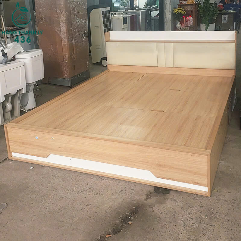 Giường Gỗ Cũ 1M8x2M Bọc Đệm Màu Kem Có Hộc Tủ Hiện Đại giuong-go-cu-1m8x2m-boc-dem-mau-kem-4 Giường Gỗ Cũ 1M8x2M Bọc Đệm Màu Kem Có Hộc Tủ Hiện Đại
