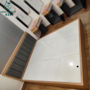 Giường Ngủ Gỗ Cũ 1M6 Đầu Nệm Xám Đẹp Mắt