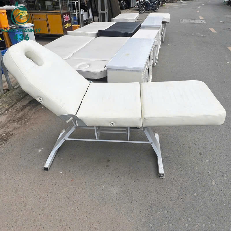 Giường Tiêm Filler Cũ Màu Trắng Hiện Đại Dành Cho Spa giuong-tiem-filler-mau-trang-cu Giường Tiêm Filler Cũ Màu Trắng Hiện Đại Dành Cho Spa