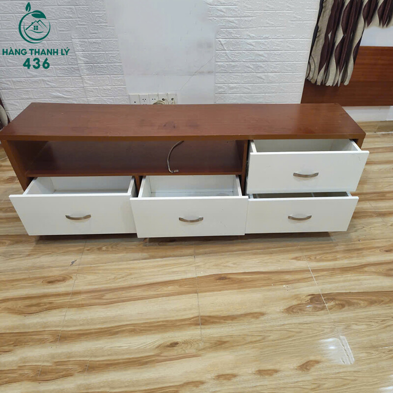 Kệ Tivi Cũ 1M8X60CM Thiết Kế Thanh Lịch Phối Màu Đơn Giản ke-tivi-cu-1m8x60cm-thiet-ke-thanh-lich-phoi-mau-don-gian-1 Kệ Tivi Cũ 1M8X60CM Thiết Kế Thanh Lịch Phối Màu Đơn Giản