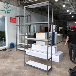 Kệ Trưng Bày Cũ Khung Chân Sắt Mặt Gỗ