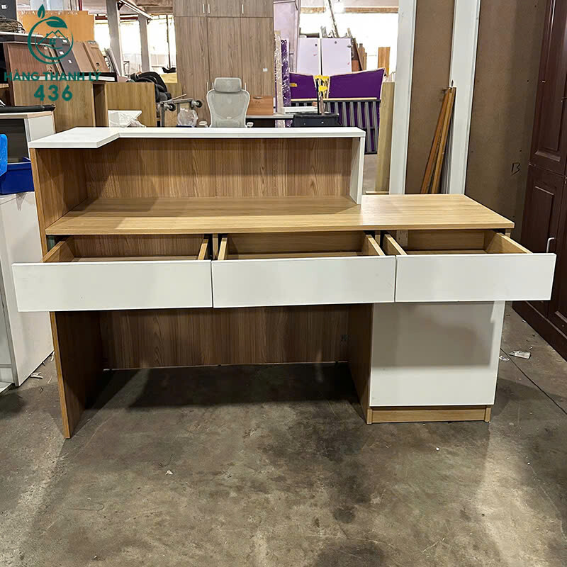 Quầy Lễ Tân Cũ 1M5x50CMx1M05 Có Ngăn Kéo Tiện Dụng quay-le-tan-cu-1m5x50cmx1m05-co-ngan-keo-tien-dung-5 Quầy Lễ Tân Cũ 1M5x50CMx1M05 Có Ngăn Kéo Tiện Dụng